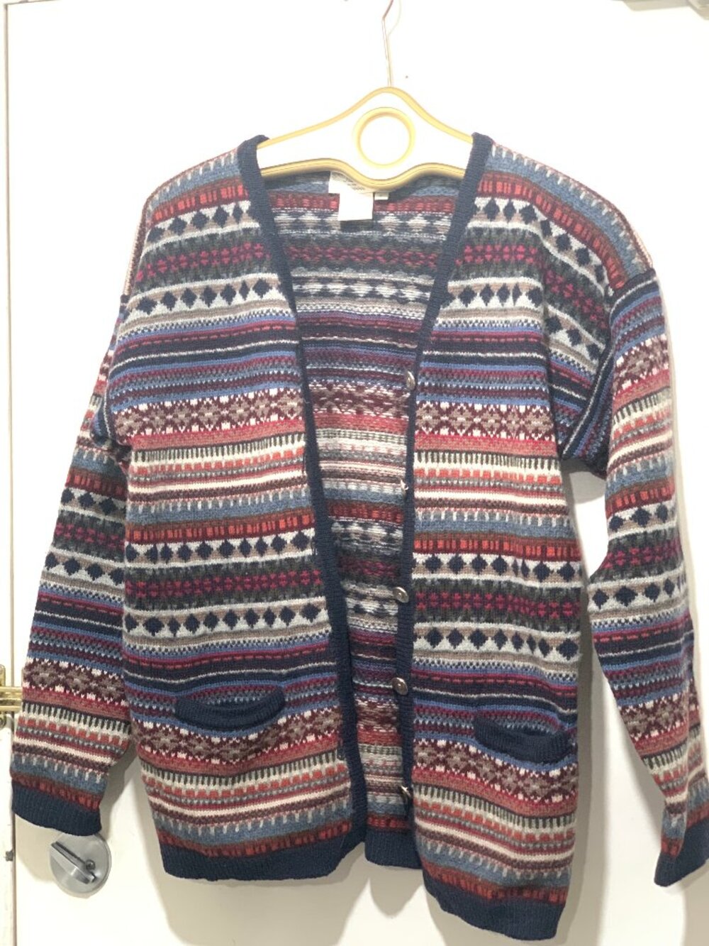 VINTAGE TRISTAN & ISEUT KNIT PATTERN MULTICOLOR WOOL SWEATER CARDIGANS SIZE S